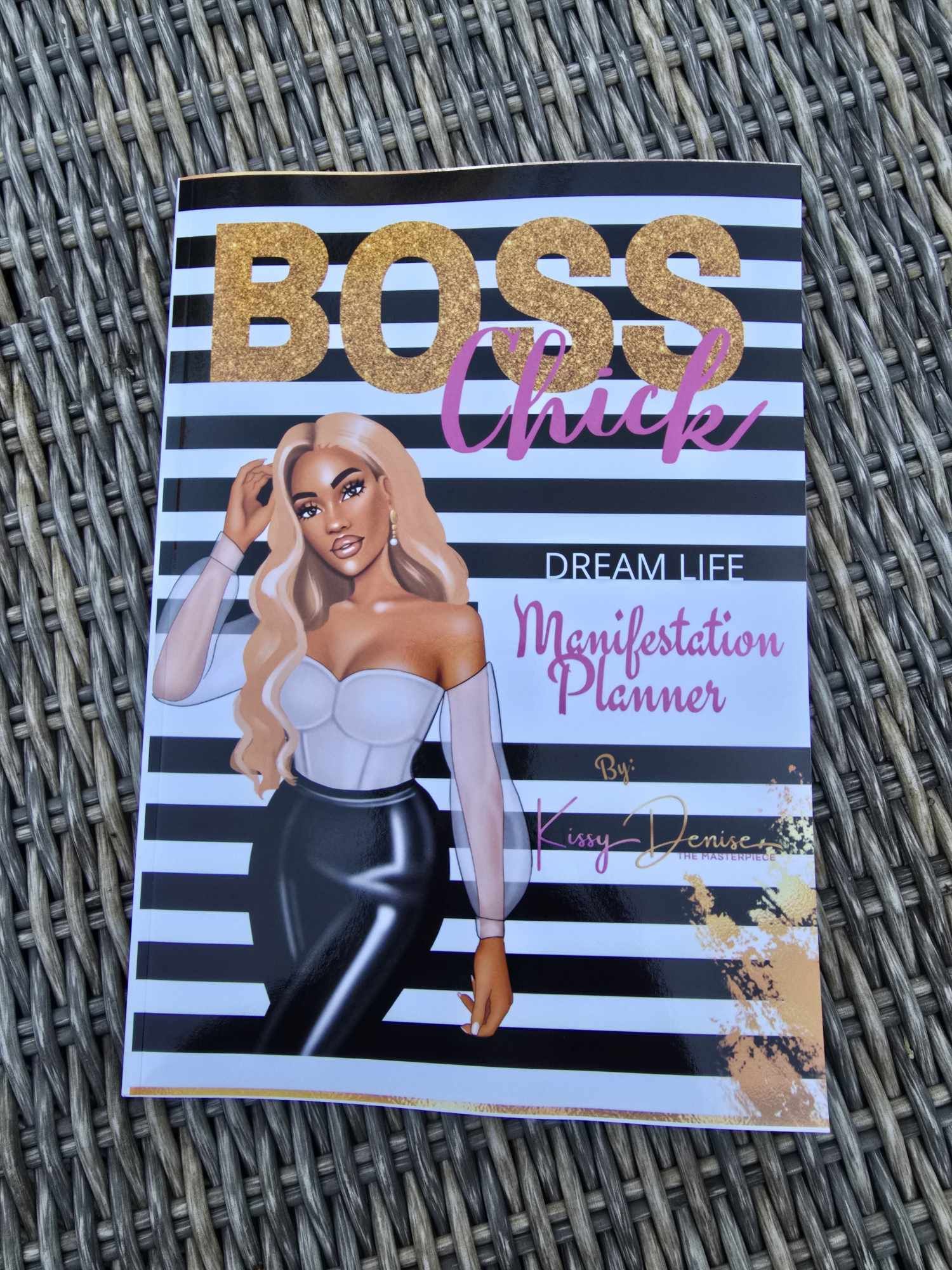 Dream Life Manifestation Planner For Boss Chicks - Image 3